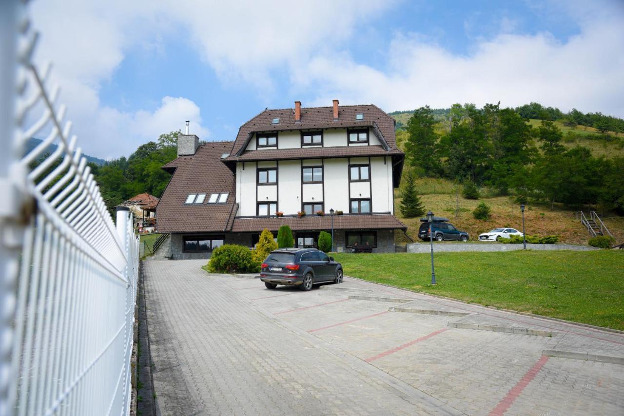 Villa Mramor Brzece Exterior photo